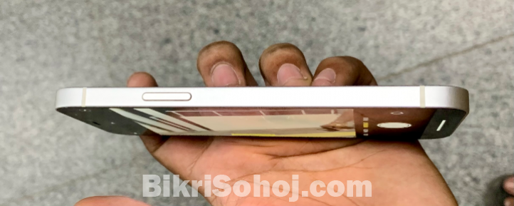 iPhone 12(128gb)